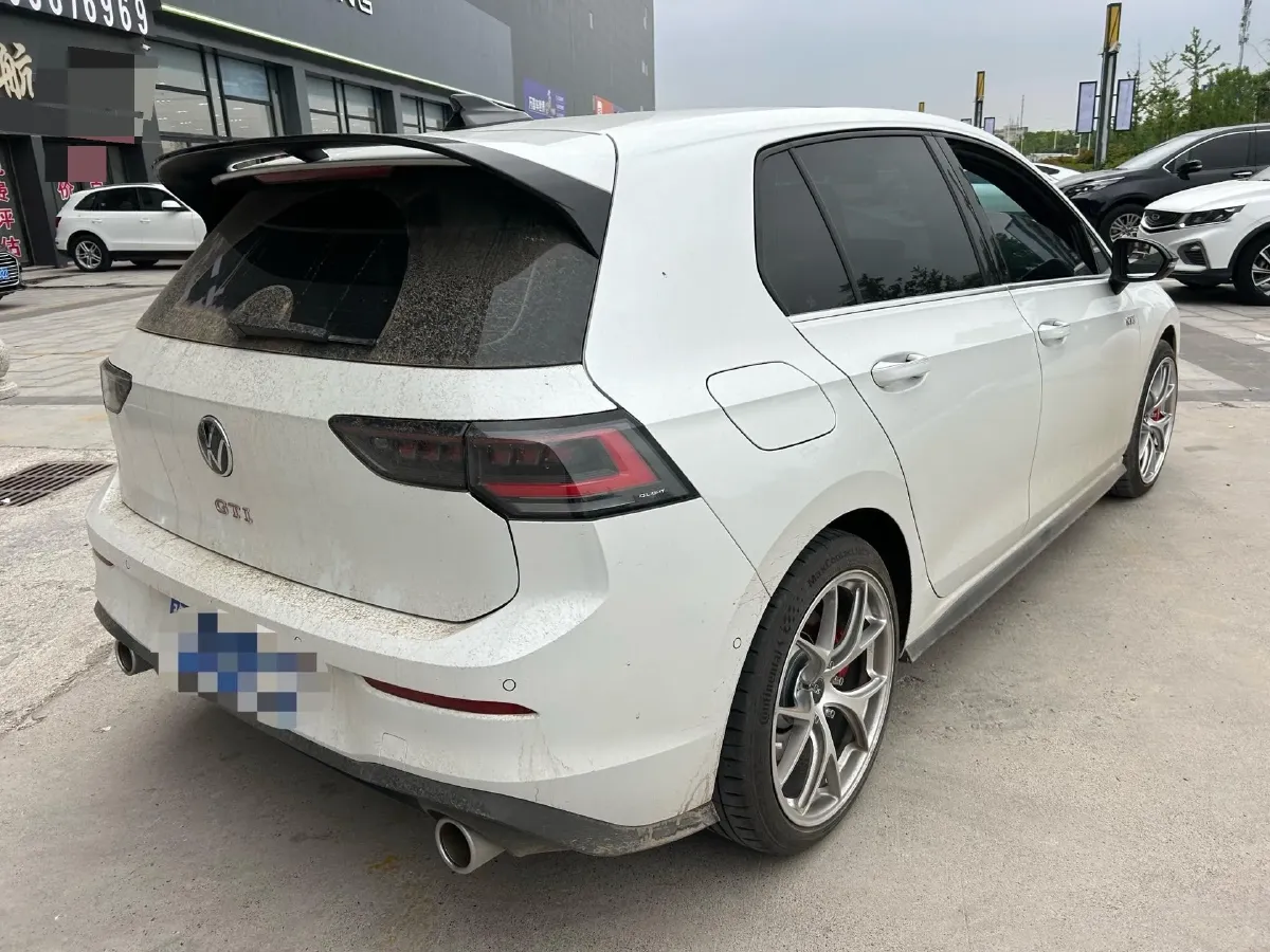 2026 Volkswagen GolfGTI 2.0T 220HP L4 7DCT,autocango,china used car exporter,china ev exporter,chinese used car exporter,chinese used ev exporter