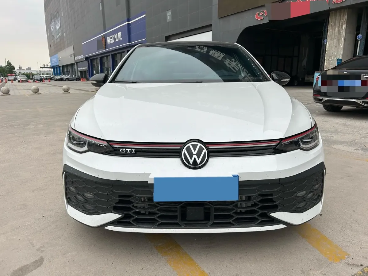 2026 Volkswagen GolfGTI 2.0T 220HP L4 7DCT,autocango,china used car exporter,china ev exporter,chinese used car exporter,chinese used ev exporter
