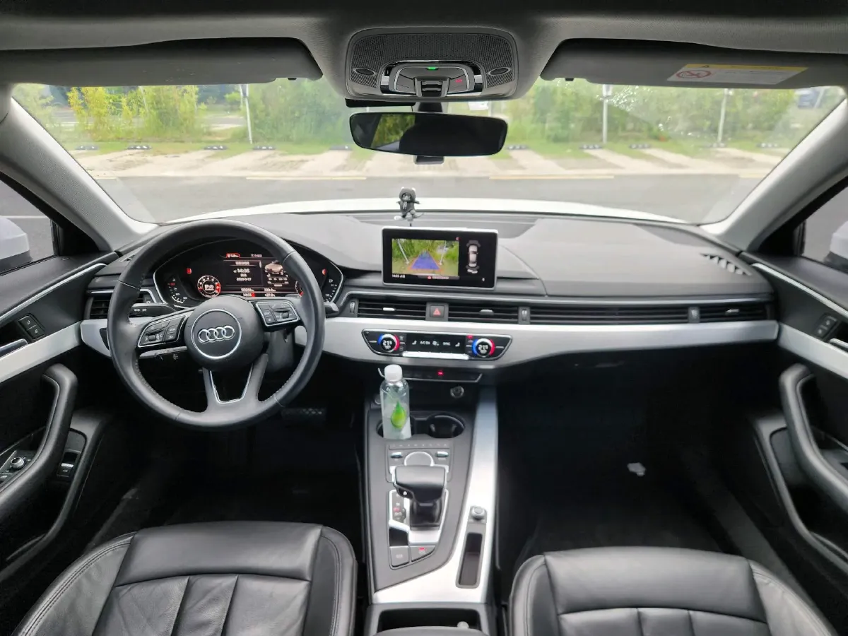2019 Audi A4L 2.0T 190HP L4 7DCT,autocango,china used car exporter,china ev exporter,chinese used car exporter,chinese used ev exporter