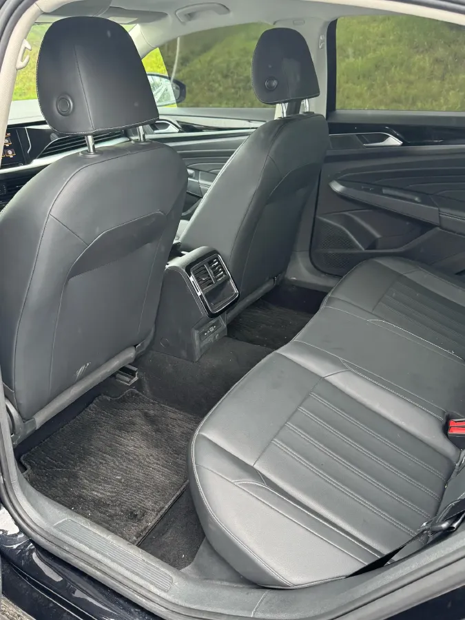 2024 Volkswagen Passat 1.4T 150HP L4 7DCT,autocango,china used car exporter,china ev exporter,chinese used car exporter,chinese used ev exporter