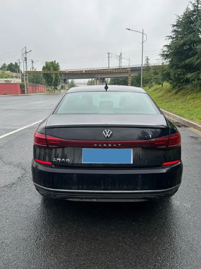 2024 Volkswagen Passat 1.4T 150HP L4 7DCT,autocango,china used car exporter,china ev exporter,chinese used car exporter,chinese used ev exporter