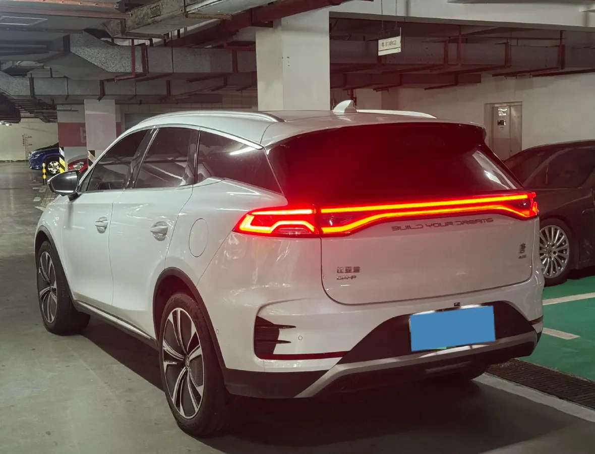 2022 Jeep Grand Commander 2.0T 265HP L4 9AT,autocango,china used car exporter,china ev exporter,chinese used car exporter,chinese used ev exporter