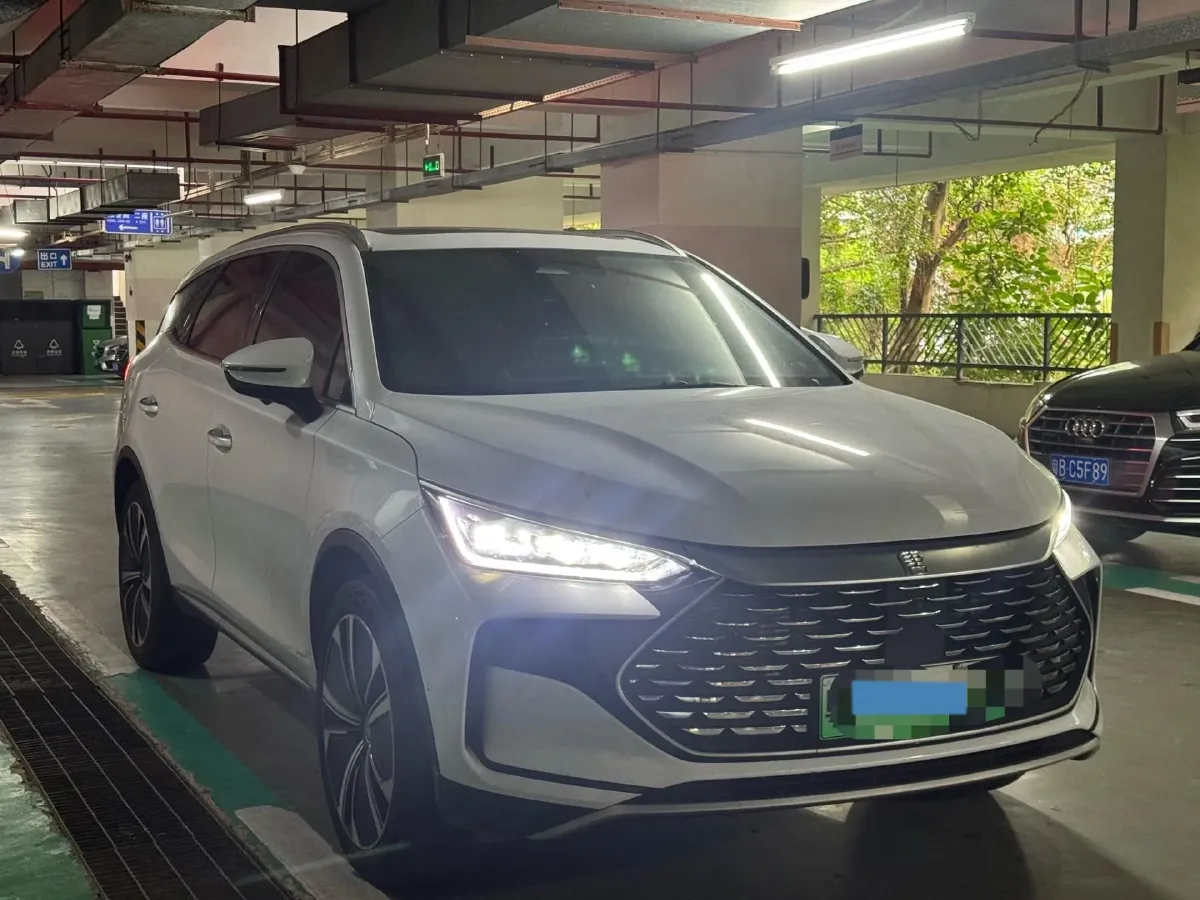 2022 Jeep Grand Commander 2.0T 265HP L4 9AT,autocango,china used car exporter,china ev exporter,chinese used car exporter,chinese used ev exporter