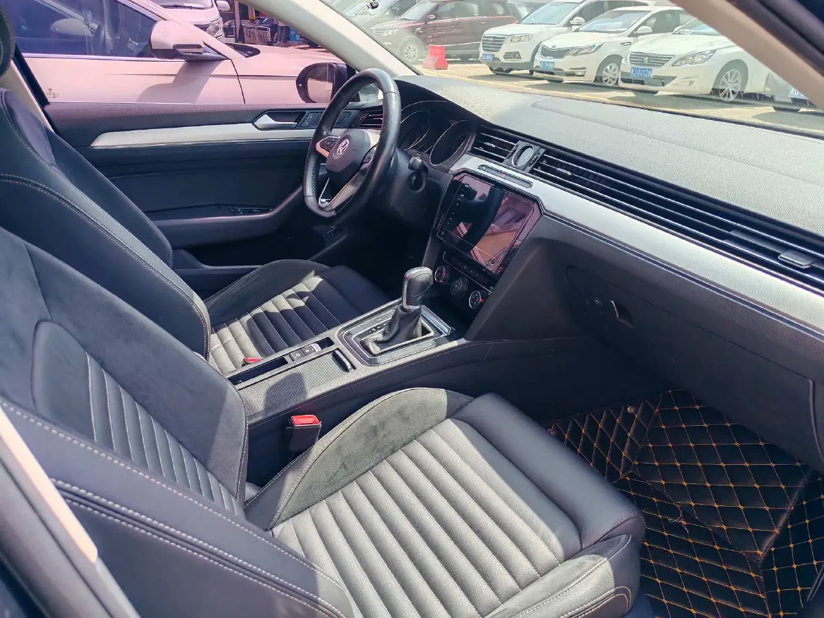 2020 Volkswagen Magotan 1.4T 150HP L4 7DCT,autocango,china used car exporter,china ev exporter,chinese used car exporter,chinese used ev exporter
