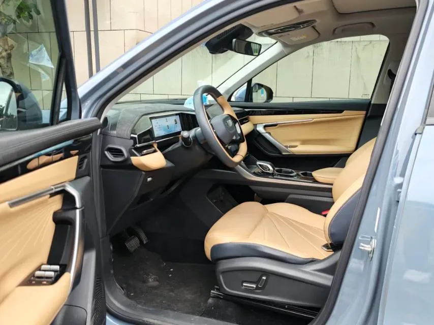 2023 Geely StarRay 1.5T 181HP L4 7DCT,autocango,china used car exporter,china ev exporter,chinese used car exporter,chinese used ev exporter