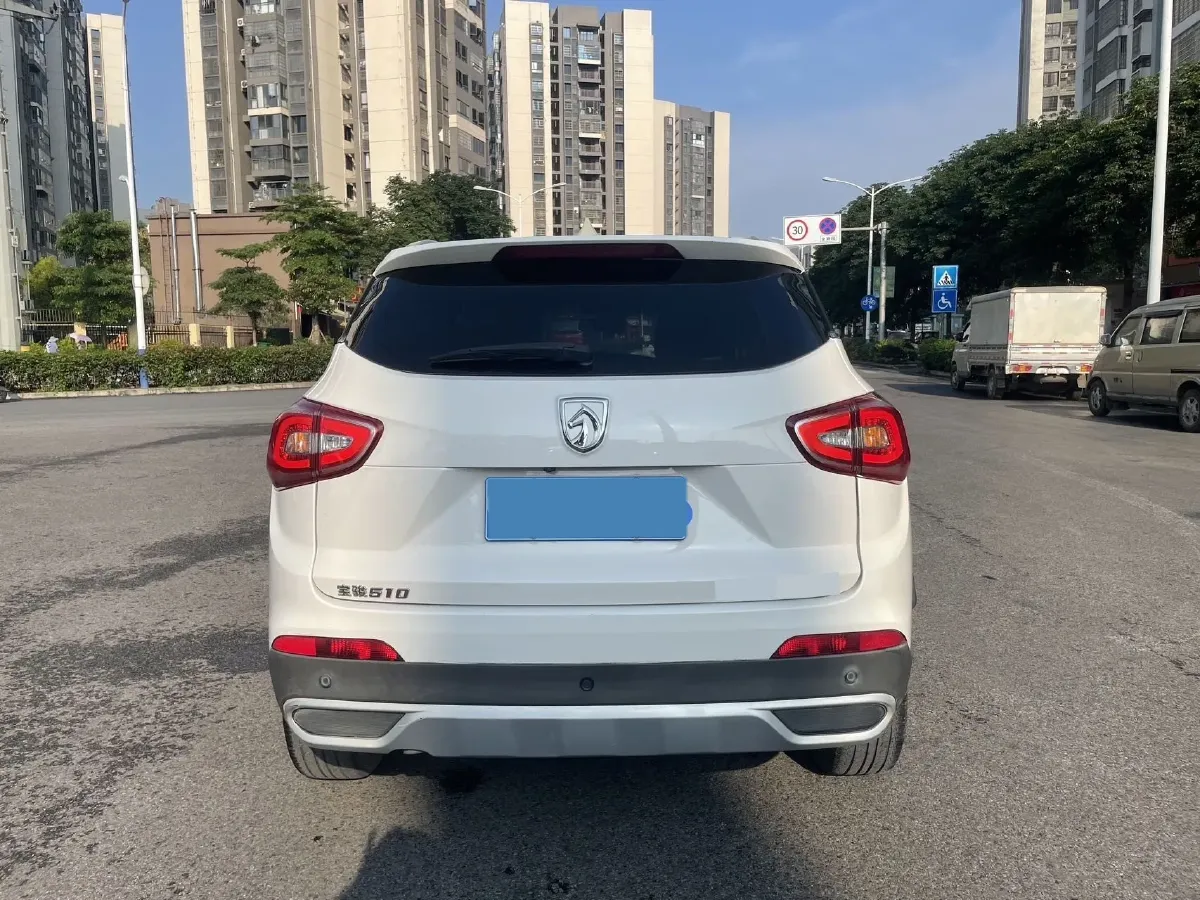 2017 BaoJun 310W 1.5L 105HP L4 6MT,autocango,china used car exporter,china ev exporter,chinese used car exporter,chinese used ev exporter