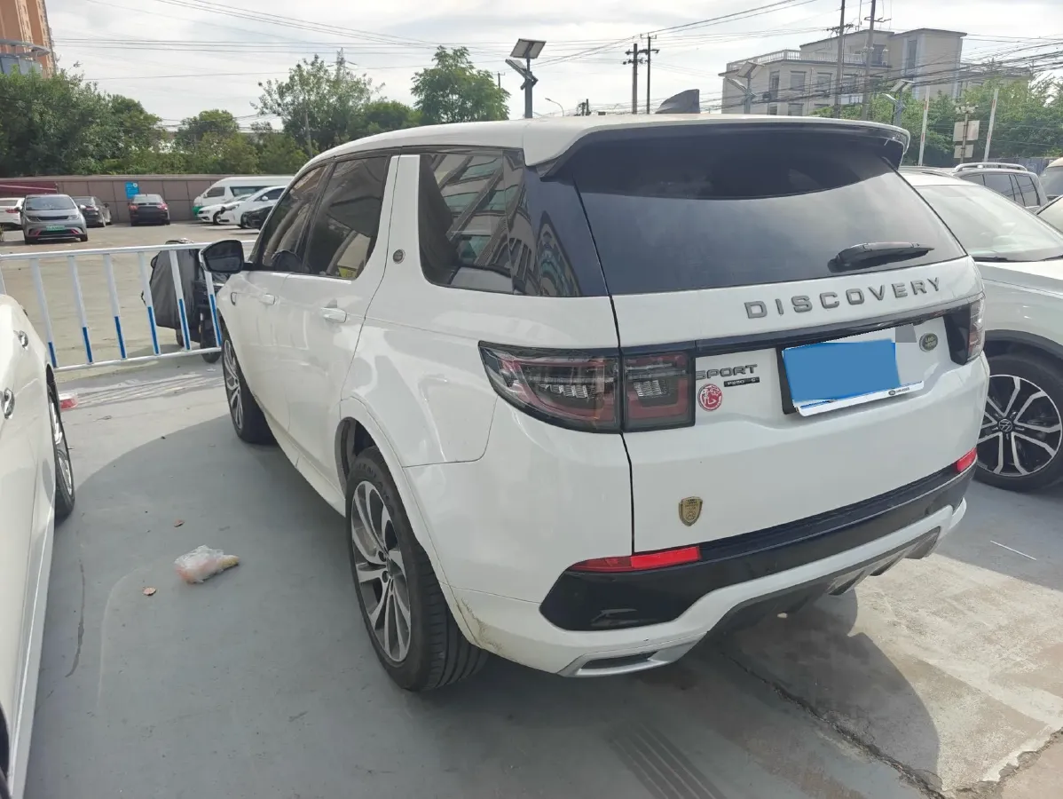 2020 Land Rover Discovery Sport 2.0T 249HP L4 9AT,autocango,china used car exporter,china ev exporter,chinese used car exporter,chinese used ev exporter
