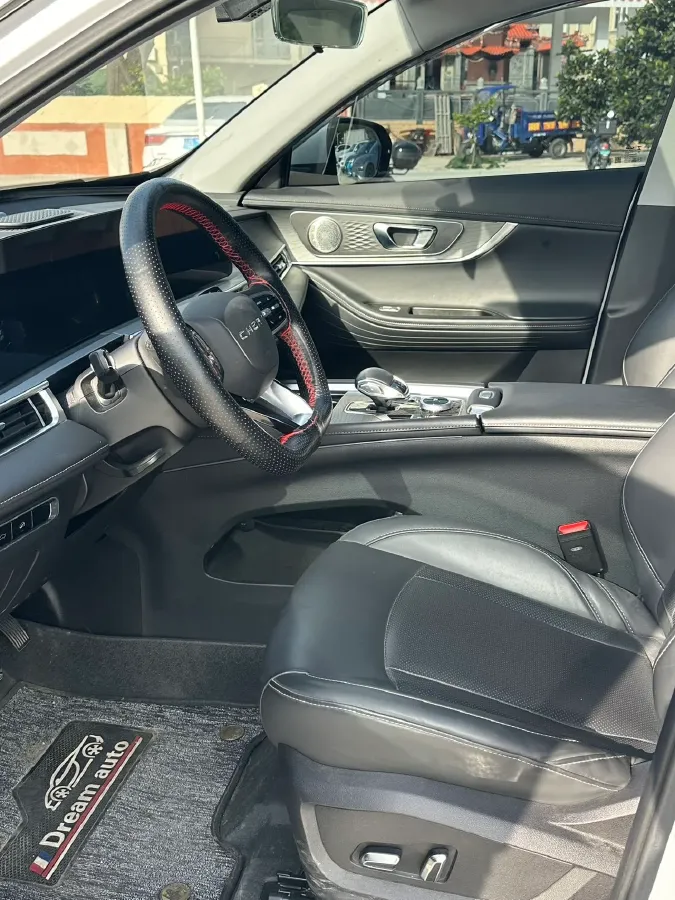 2022 Chery Tiggo 8 PRO 2.0T 254HP L4 7DCT,autocango,china used car exporter,china ev exporter,chinese used car exporter,chinese used ev exporter