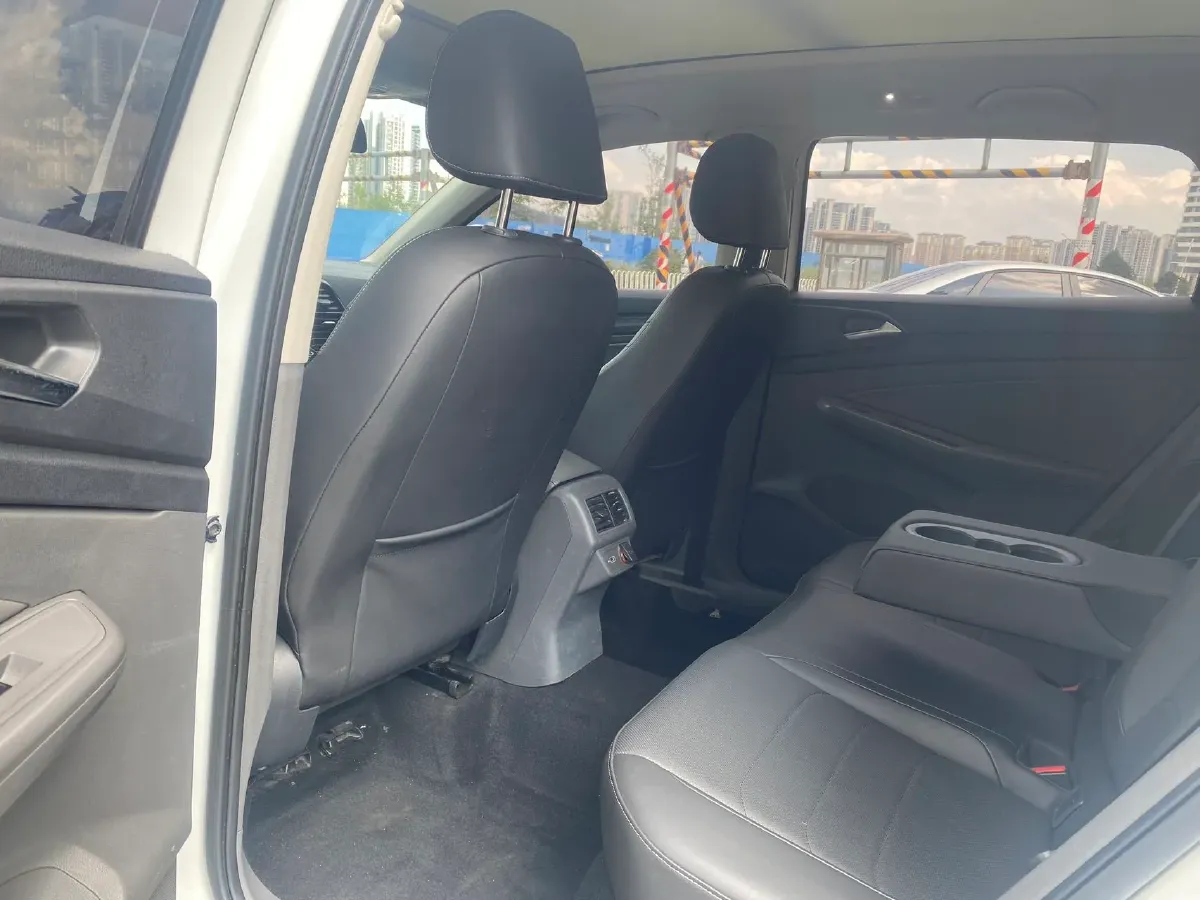 2020 Jetta VS7 1.4T 150HP L4 6AT,autocango,china used car exporter,china ev exporter,chinese used car exporter,chinese used ev exporter