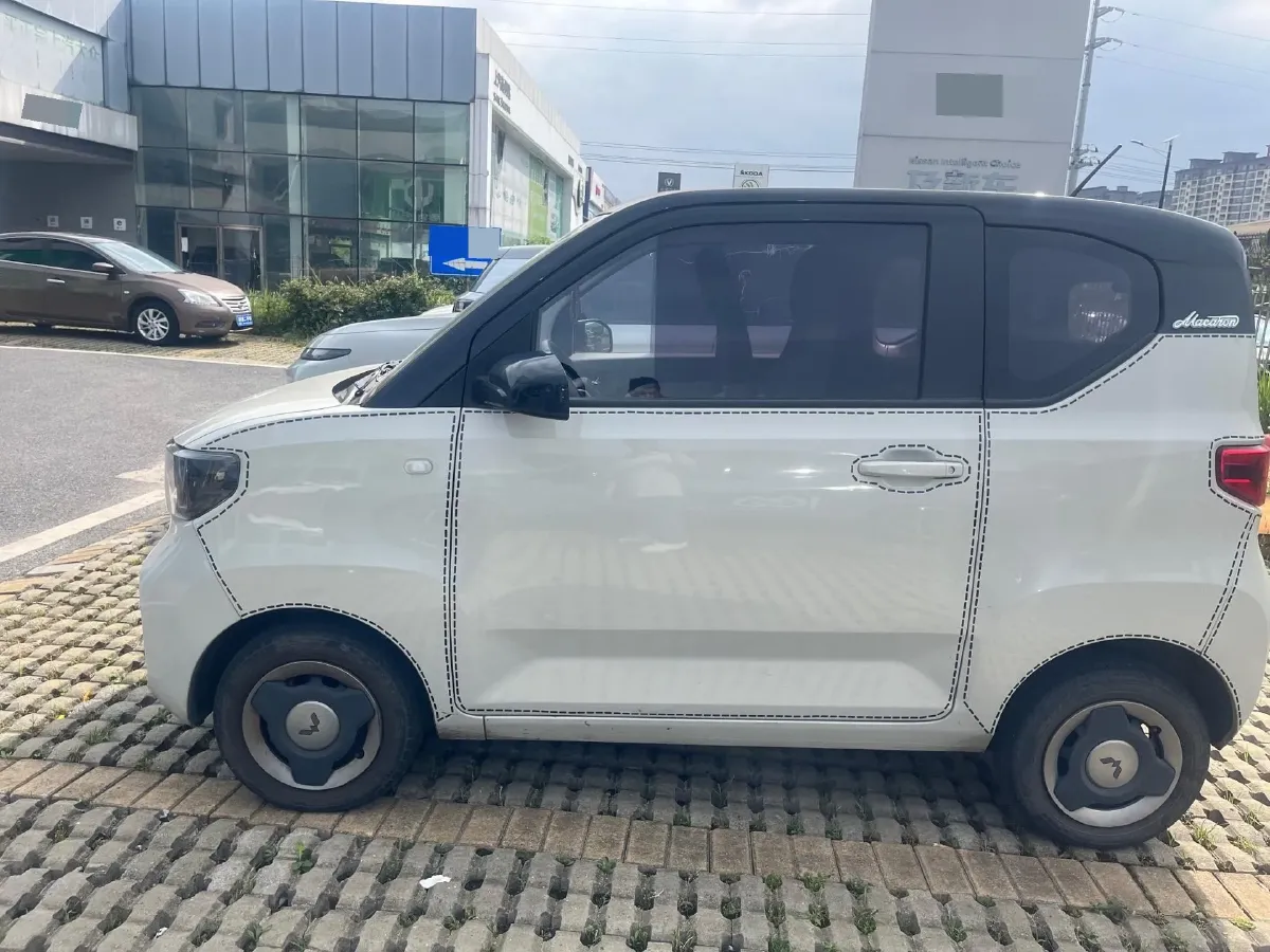 2021 WuLing HongGuang MINI EV BEV 13.9KWH,autocango,china used car exporter,china ev exporter,chinese used car exporter,chinese used ev exporter