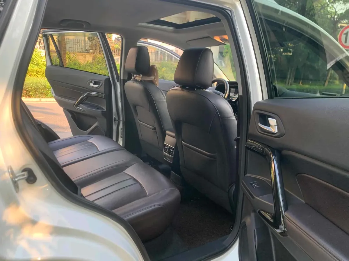 2018 GAC Trumpchi GS4 1.5T 152HP L4 6AT,autocango,china used car exporter,china ev exporter,chinese used car exporter,chinese used ev exporter