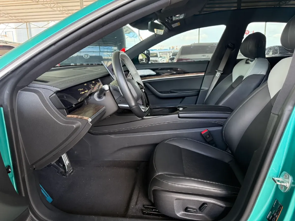 2022 Ford EVOS 2.0T 238HP L4 8AT,autocango,china used car exporter,china ev exporter,chinese used car exporter,chinese used ev exporter