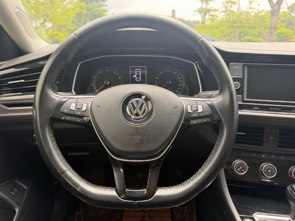 2020 Volkswagen Sagitar 1.2T 116HP L4 7DCT,autocango,china used car exporter,china ev exporter,chinese used car exporter,chinese used ev exporter