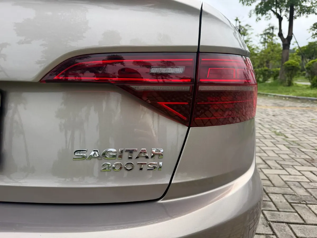 2020 Volkswagen Sagitar 1.2T 116HP L4 7DCT,autocango,china used car exporter,china ev exporter,chinese used car exporter,chinese used ev exporter