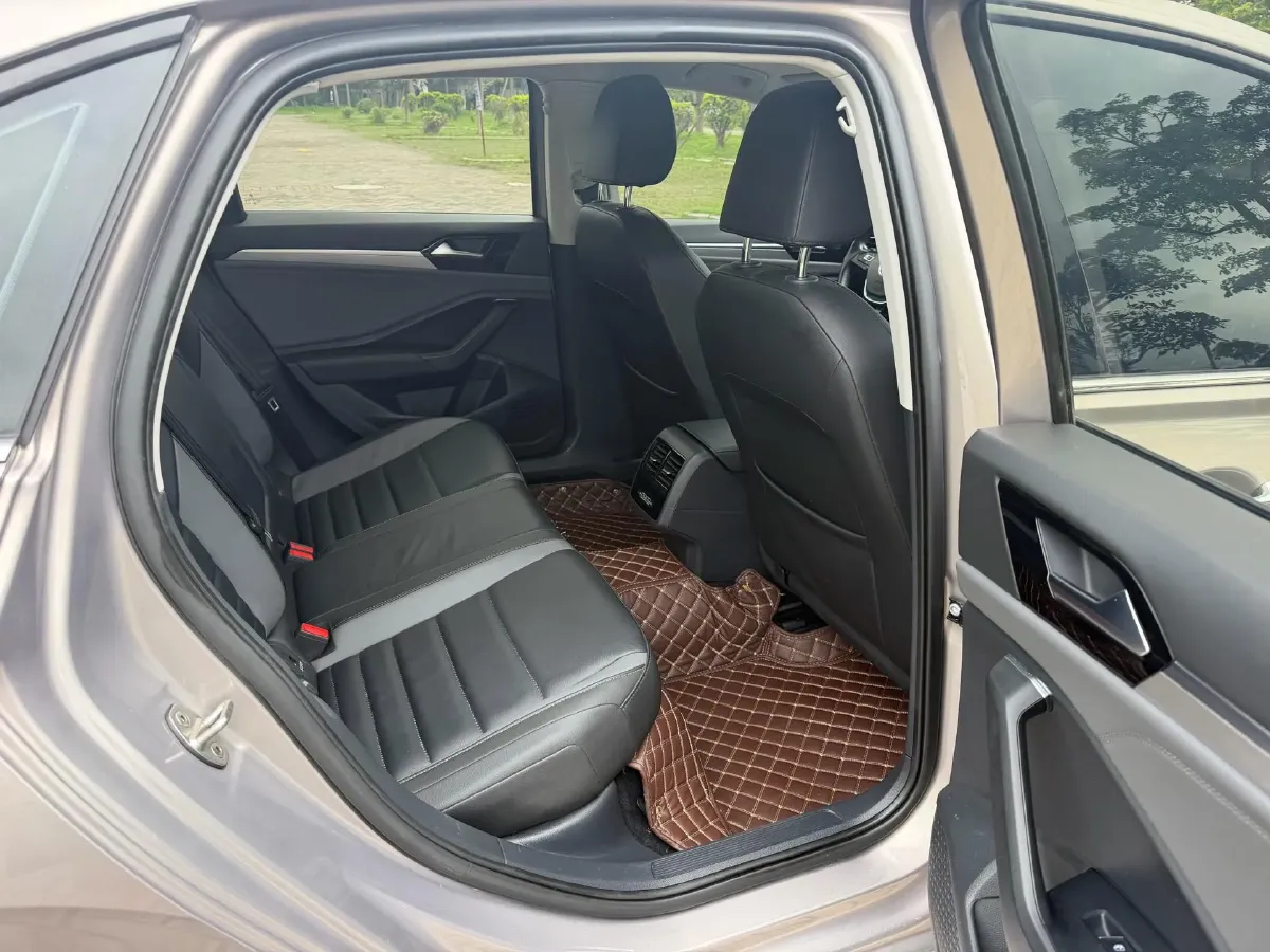 2020 Volkswagen Sagitar 1.2T 116HP L4 7DCT,autocango,china used car exporter,china ev exporter,chinese used car exporter,chinese used ev exporter