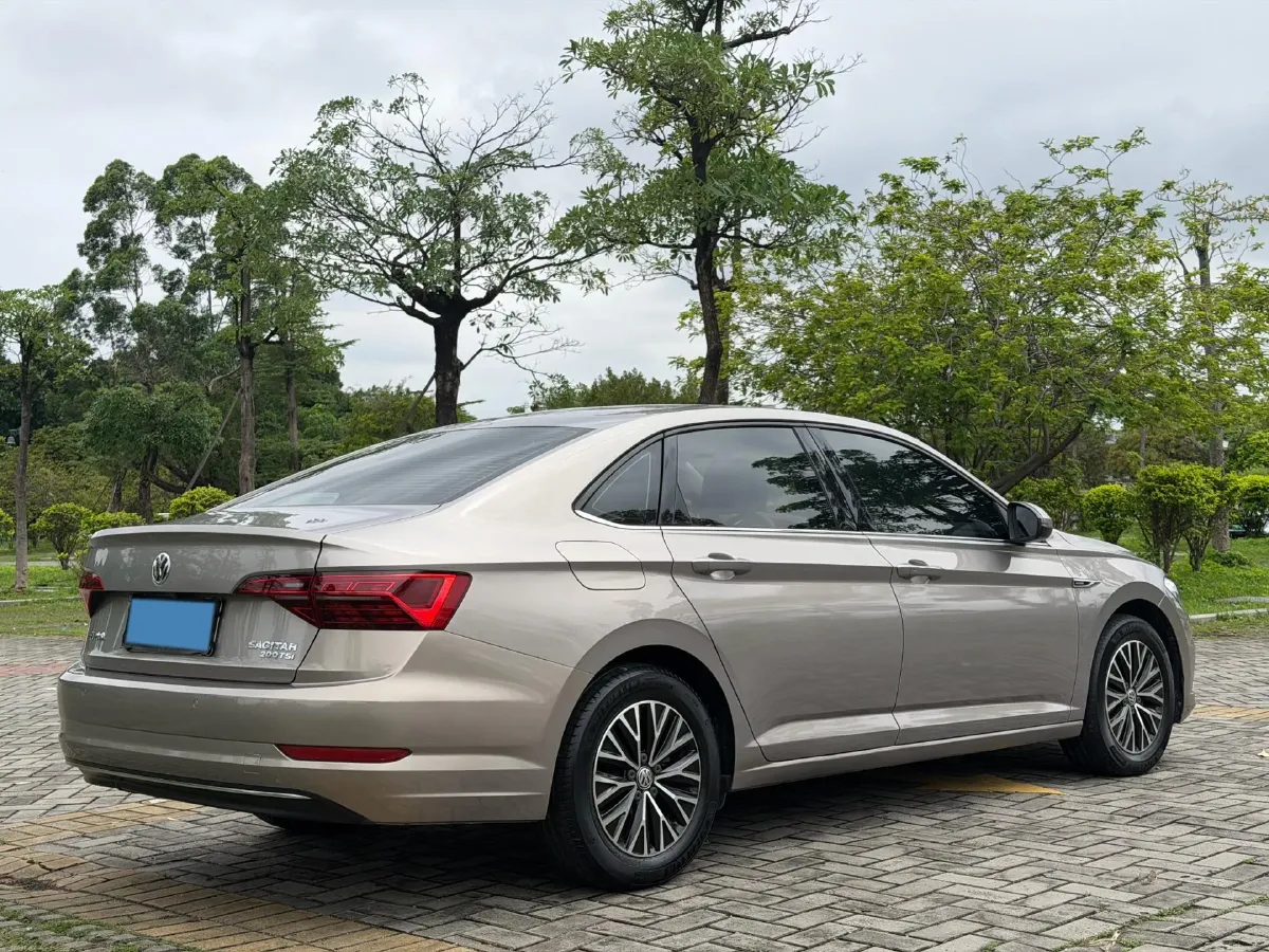 2020 Volkswagen Sagitar 1.2T 116HP L4 7DCT,autocango,china used car exporter,china ev exporter,chinese used car exporter,chinese used ev exporter