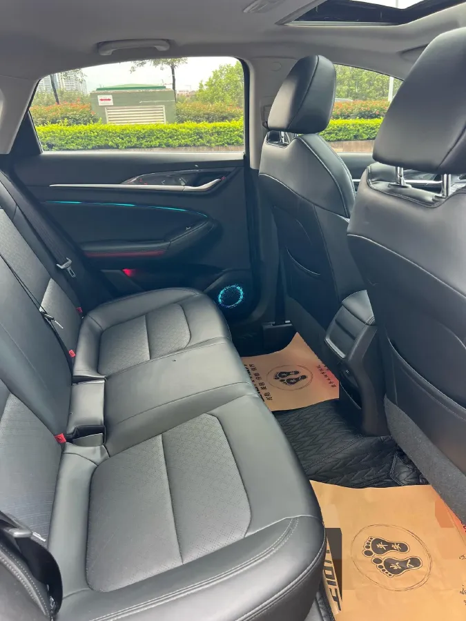 2020 ChangAn Eado 1.6L 128HP L4 6AT,autocango,china used car exporter,china ev exporter,chinese used car exporter,chinese used ev exporter