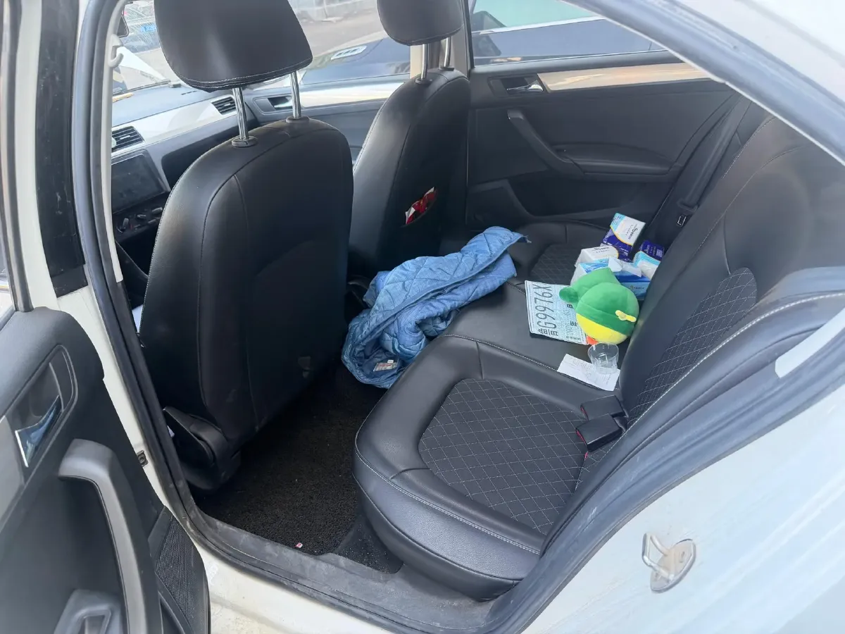 2019 SWM G01 1.5T 156HP L4 6AT,autocango,china used car exporter,china ev exporter,chinese used car exporter,chinese used ev exporter