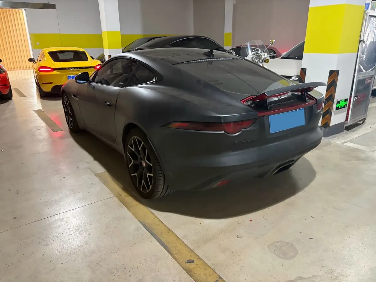 2019 Jaguar F-TYPE 2.0T 300HP L4 8AT,autocango,china used car exporter,china ev exporter,chinese used car exporter,chinese used ev exporter