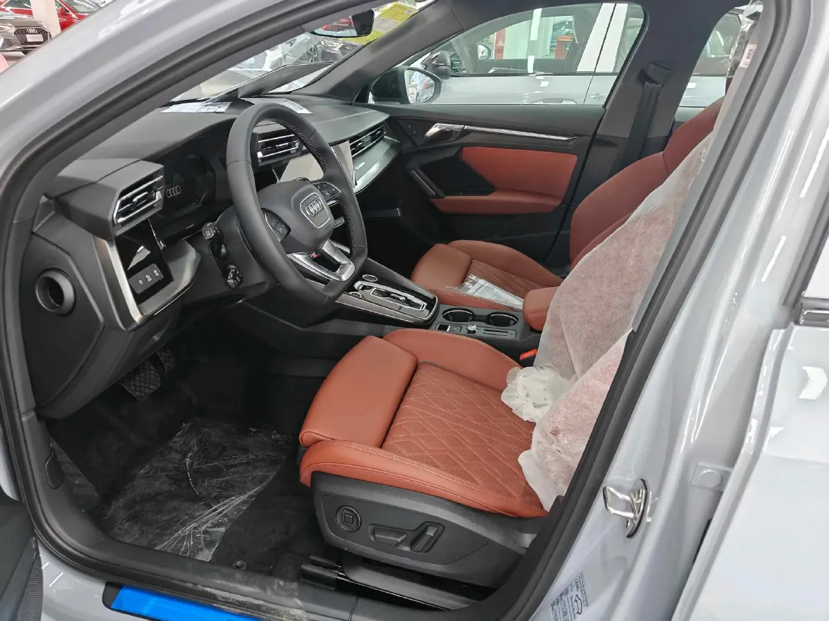 2026 Audi A3 1.5T 160HP L4 7DCT,autocango,china used car exporter,china ev exporter,chinese used car exporter,chinese used ev exporter