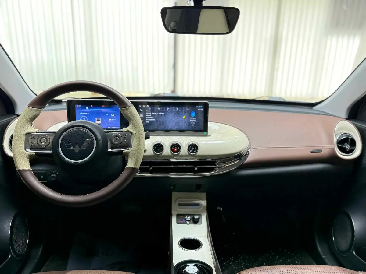 2024 WuLing BinGuo BEV 31.9KWH,autocango,china used car exporter,china ev exporter,chinese used car exporter,chinese used ev exporter