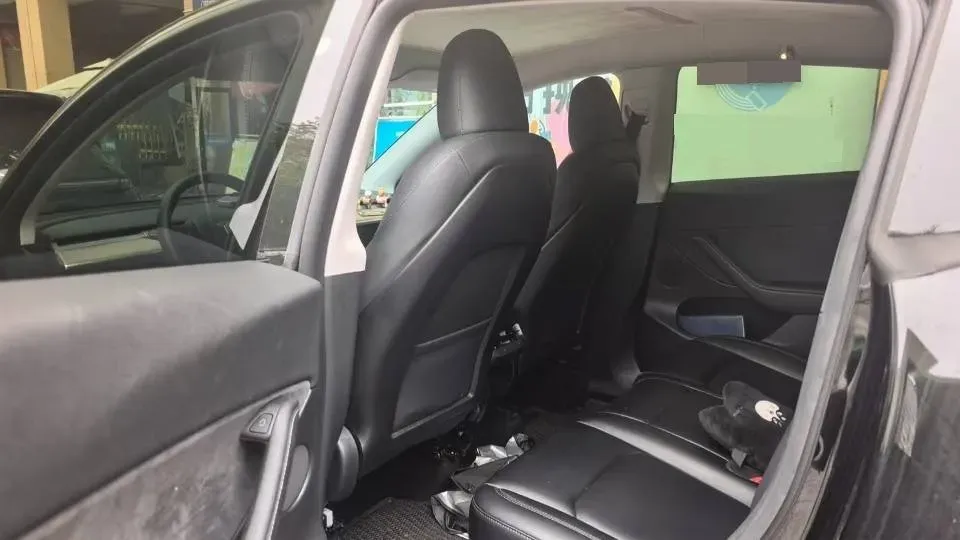 2022 BMW 3 Series 2.0T 184HP L4 8AT,autocango,china used car exporter,china ev exporter,chinese used car exporter,chinese used ev exporter
