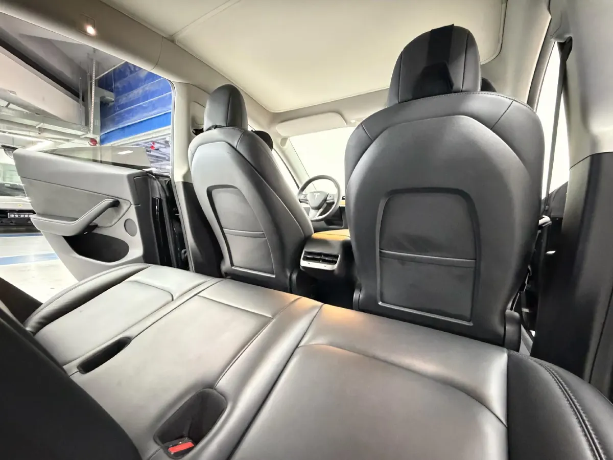 2021 Tesla Model Y BEV 60KWH,autocango,china used car exporter,china ev exporter,chinese used car exporter,chinese used ev exporter