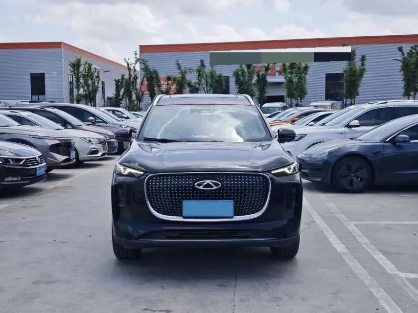 2025 Chery Tiggo 8 Plus 1.6T 197HP L4 7DCT,autocango,china used car exporter,china ev exporter,chinese used car exporter,chinese used ev exporter