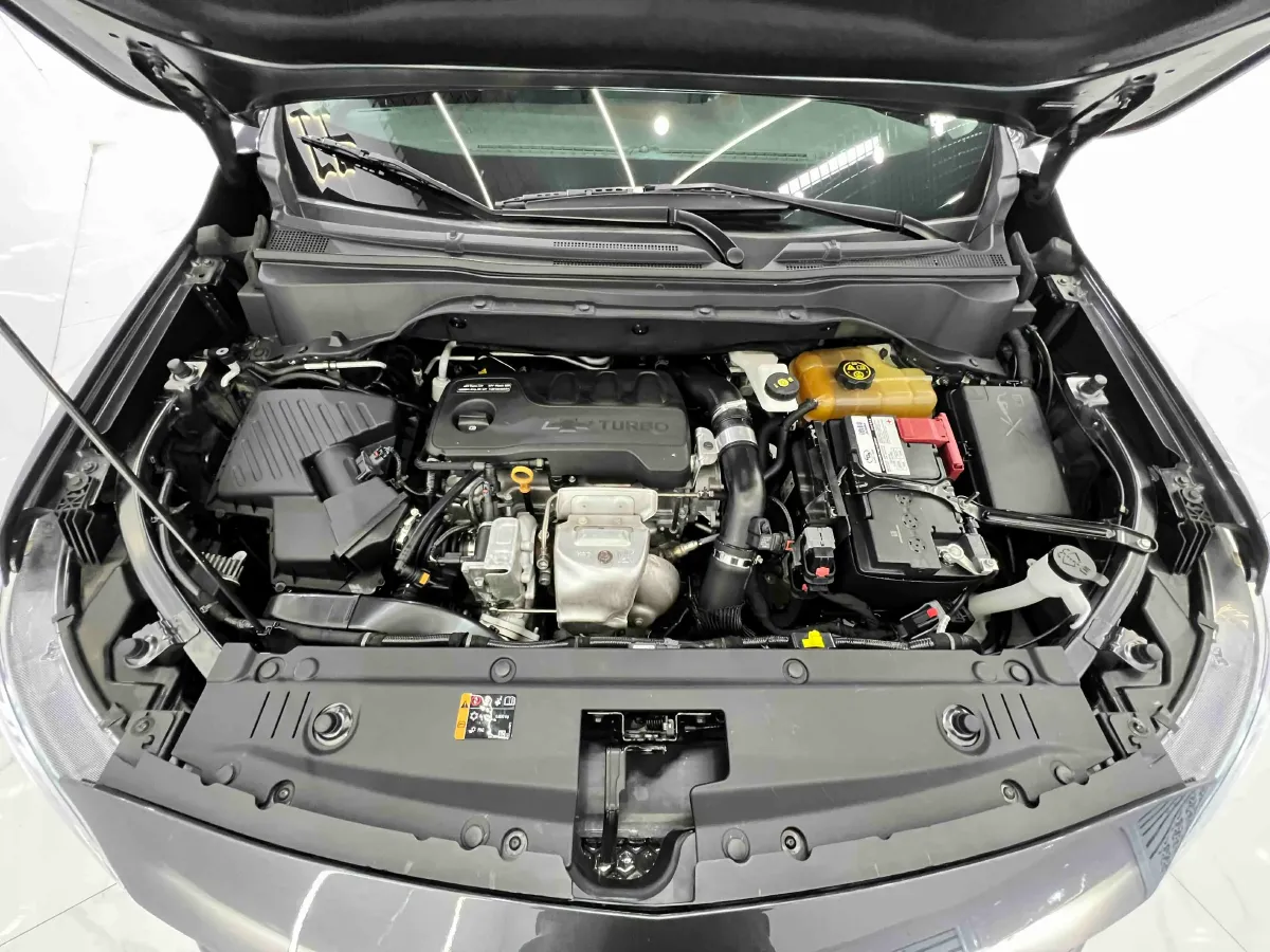 2020 Chevrolet Orlando 1.3T 163HP L3 6AT,autocango,china used car exporter,china ev exporter,chinese used car exporter,chinese used ev exporter