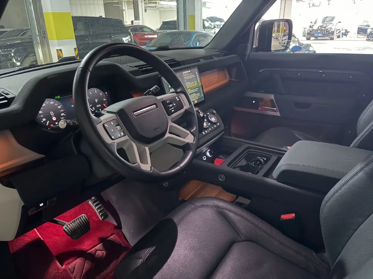2023 Land Rover Defender 2.0T 300HP L4 8AT,autocango,china used car exporter,china ev exporter,chinese used car exporter,chinese used ev exporter