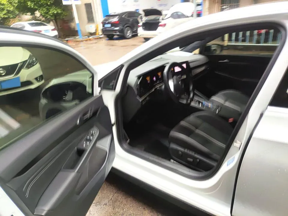 2023 Volkswagen Golf 1.4T 150HP L4 7DCT,autocango,china used car exporter,china ev exporter,chinese used car exporter,chinese used ev exporter