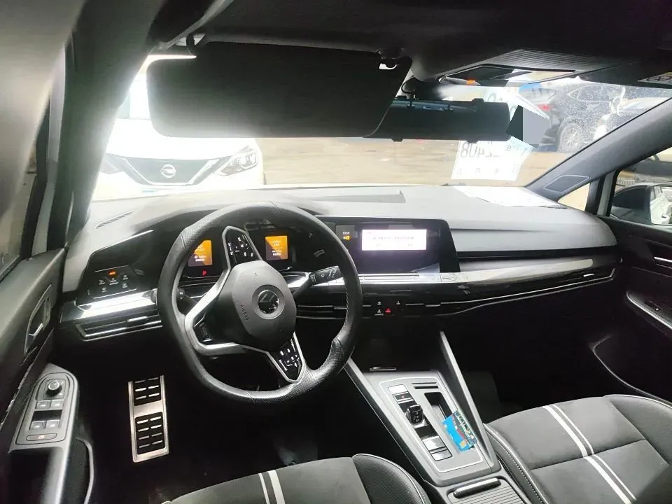 2023 Volkswagen Golf 1.4T 150HP L4 7DCT,autocango,china used car exporter,china ev exporter,chinese used car exporter,chinese used ev exporter