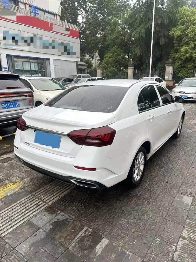 2021 BYD Song 1.5T 160HP L4 6MT,autocango,china used car exporter,china ev exporter,chinese used car exporter,chinese used ev exporter