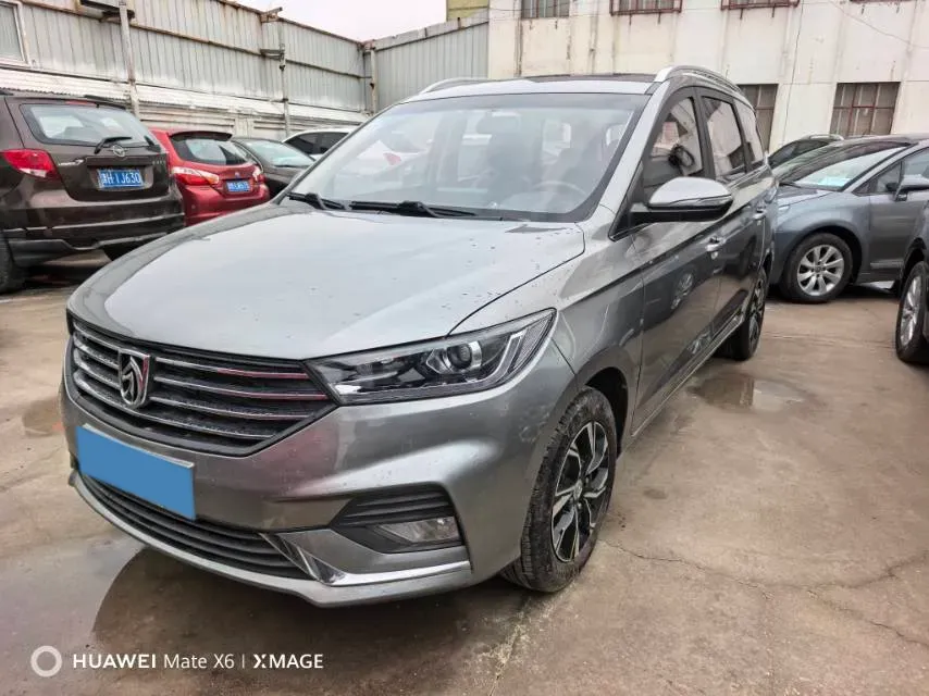 2018 BaoJun 530 1.5T 150HP L4 6MT,autocango,china used car exporter,china ev exporter,chinese used car exporter,chinese used ev exporter