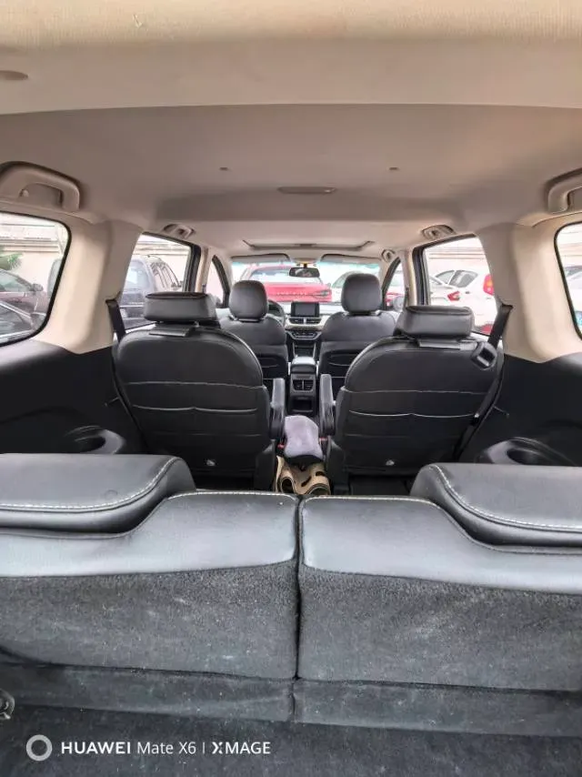 2018 BaoJun 530 1.5T 150HP L4 6MT,autocango,china used car exporter,china ev exporter,chinese used car exporter,chinese used ev exporter