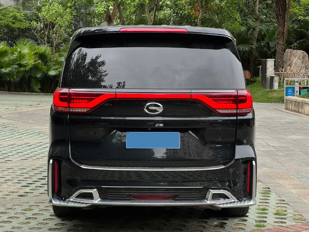 2021 GAC Trumpchi M8 2.0T 252HP L4 8AT,autocango,china used car exporter,china ev exporter,chinese used car exporter,chinese used ev exporter