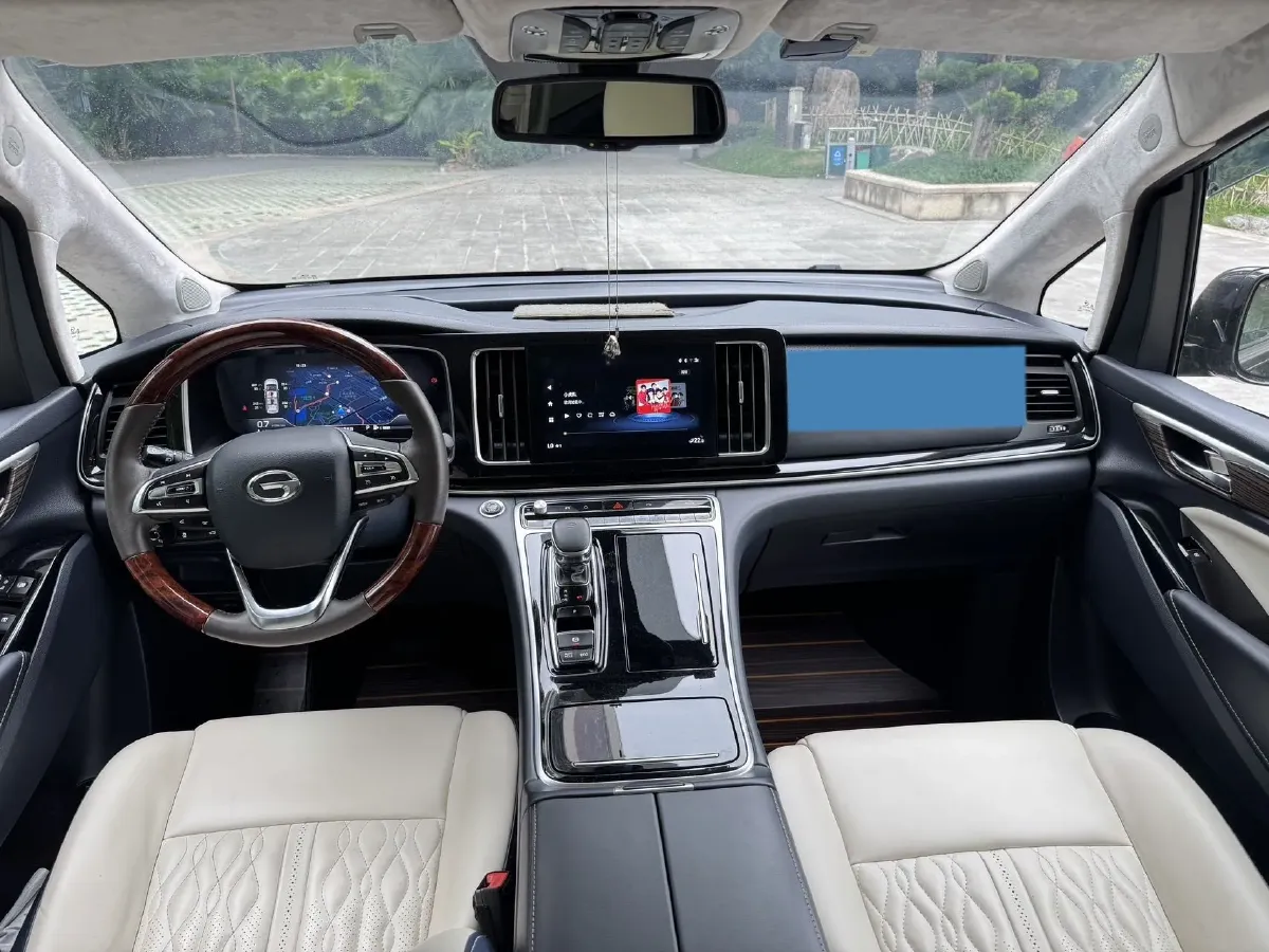2021 GAC Trumpchi M8 2.0T 252HP L4 8AT,autocango,china used car exporter,china ev exporter,chinese used car exporter,chinese used ev exporter