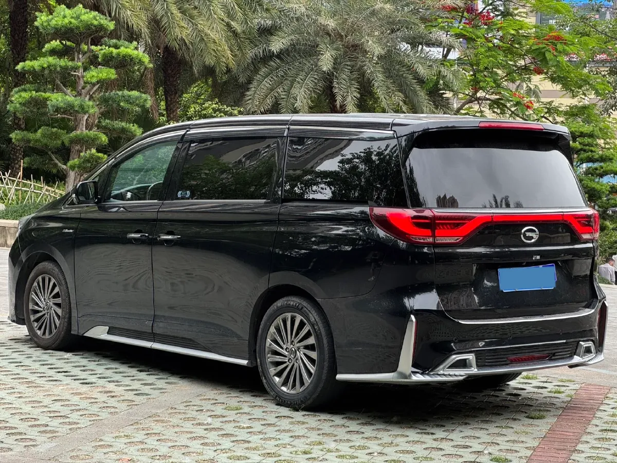2021 GAC Trumpchi M8 2.0T 252HP L4 8AT,autocango,china used car exporter,china ev exporter,chinese used car exporter,chinese used ev exporter