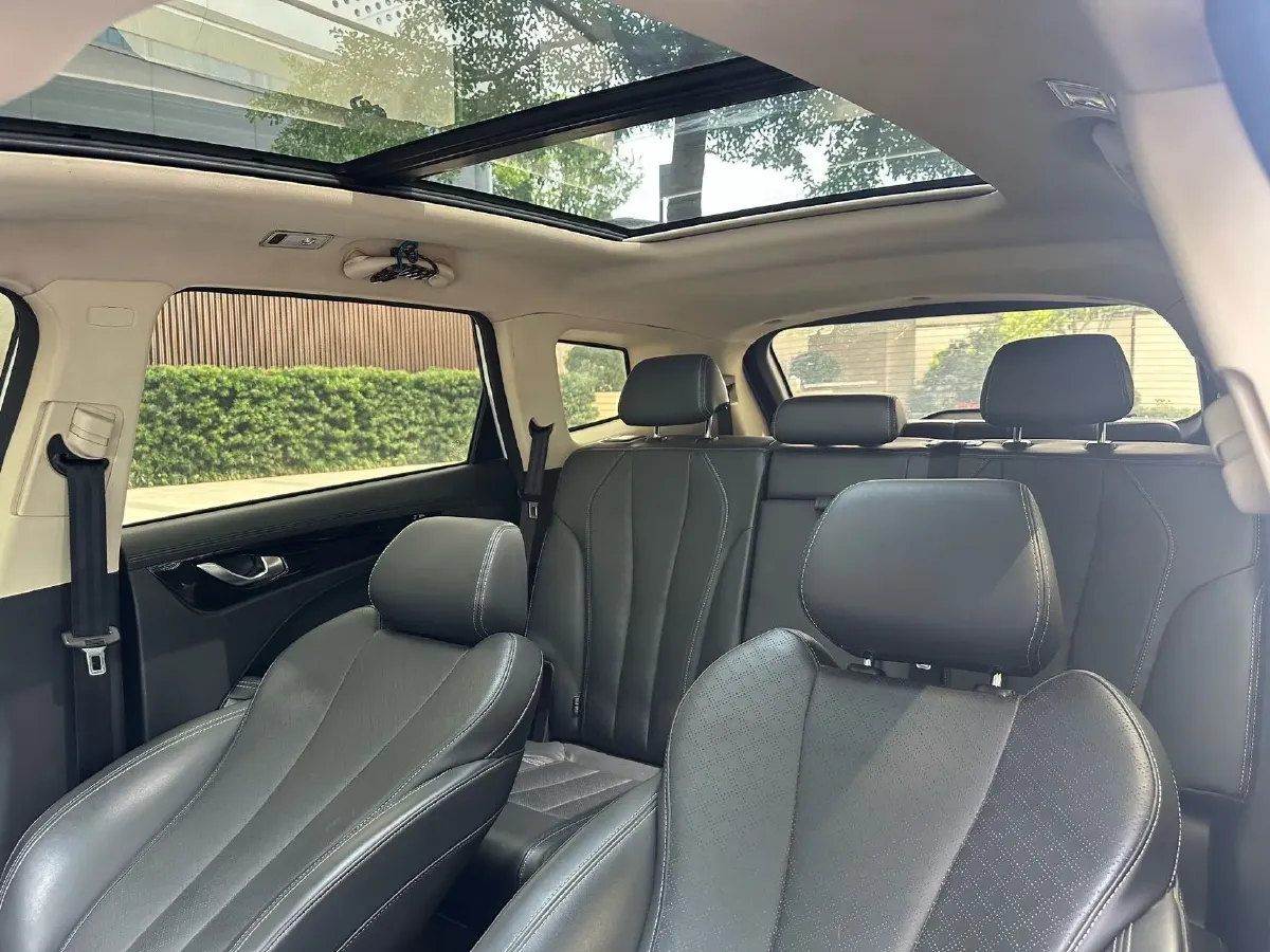 2019 Jetour X90 1.6T 197HP L4 7DCT,autocango,china used car exporter,china ev exporter,chinese used car exporter,chinese used ev exporter