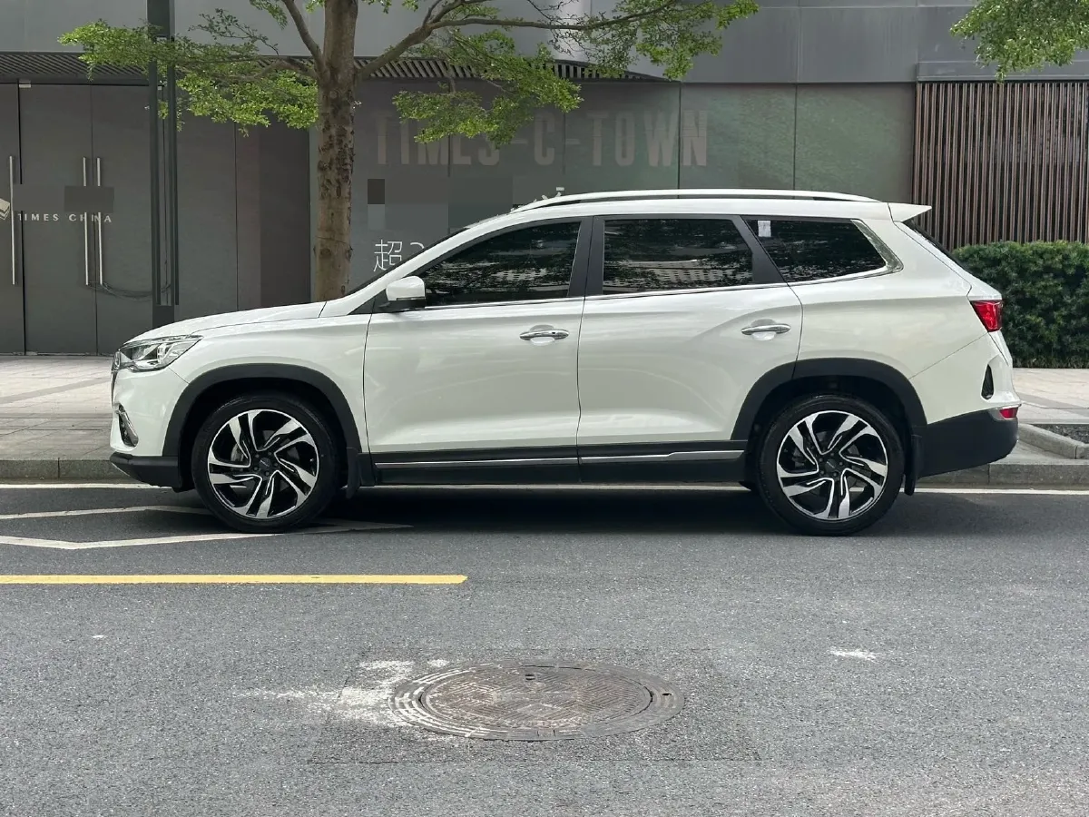 2019 Jetour X90 1.6T 197HP L4 7DCT,autocango,china used car exporter,china ev exporter,chinese used car exporter,chinese used ev exporter