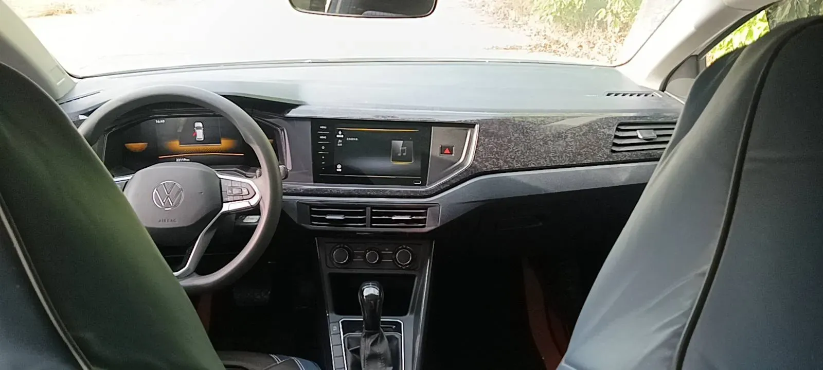 2023 Volkswagen Lavida 1.5L 110HP L4 6AT,autocango,china used car exporter,china ev exporter,chinese used car exporter,chinese used ev exporter