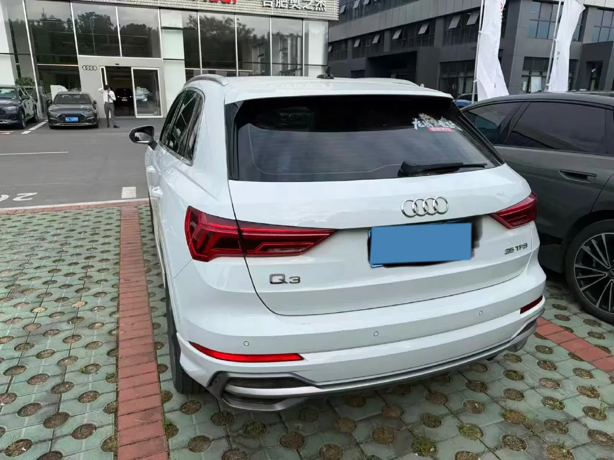 2022 Audi Q3 1.4T 150HP L4 7DCT,autocango,china used car exporter,china ev exporter,chinese used car exporter,chinese used ev exporter