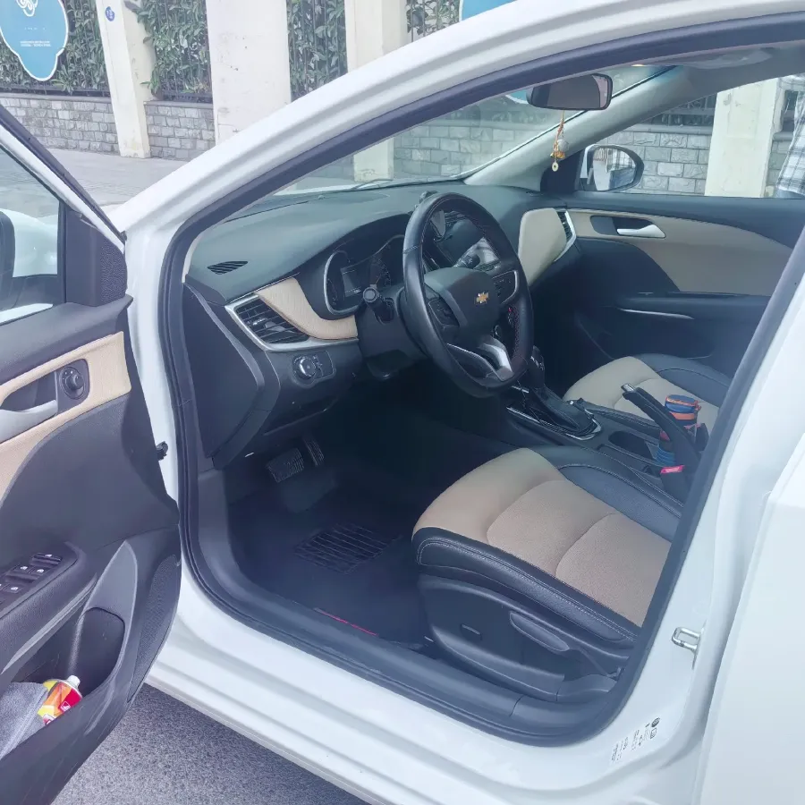 2022 Chevrolet Monza 1.5L 113HP L4 6AT,autocango,china used car exporter,china ev exporter,chinese used car exporter,chinese used ev exporter
