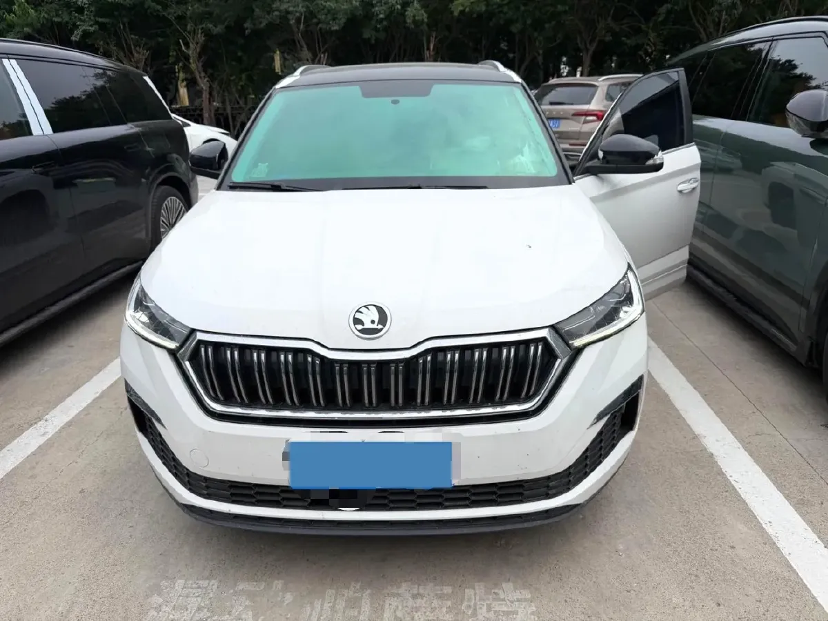 2021 Skoda Kamiq 1.5L 112HP L4 6AT,autocango,china used car exporter,china ev exporter,chinese used car exporter,chinese used ev exporter