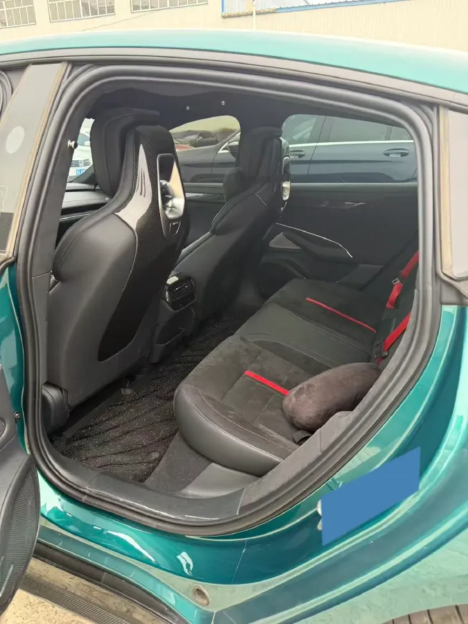 2025 MI SU7 Ultra BEV 93.7KWH,autocango,china used car exporter,china ev exporter,chinese used car exporter,chinese used ev exporter