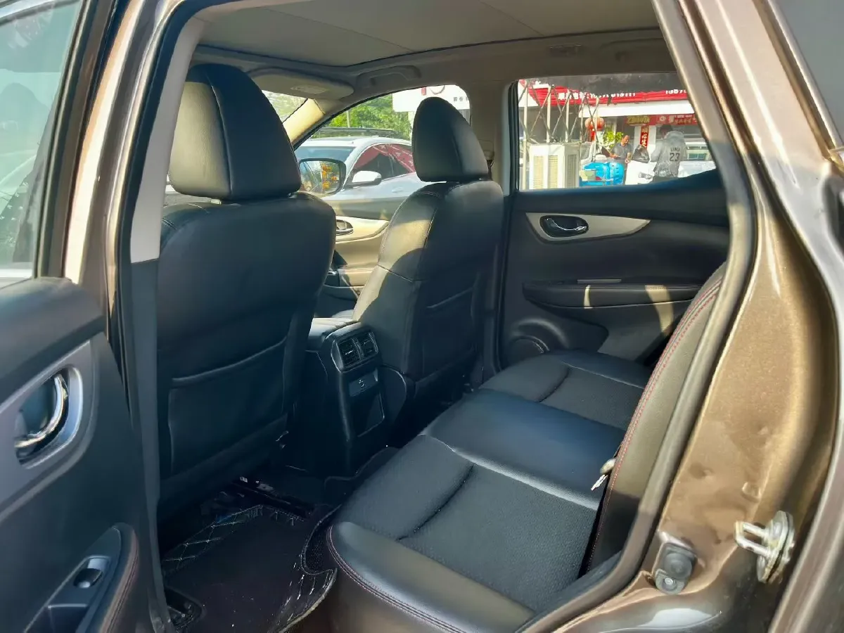 2019 Nissan Qashqai 2.0L 154HP L4 CVT,autocango,china used car exporter,china ev exporter,chinese used car exporter,chinese used ev exporter