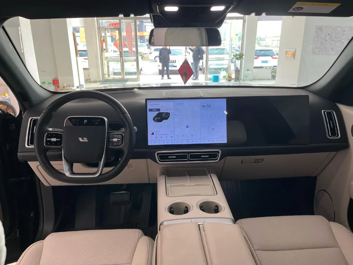 2024 Li L8 Range Extended 154HP REEV 42.8KWH,autocango,china used car exporter,china ev exporter,chinese used car exporter,chinese used ev exporter