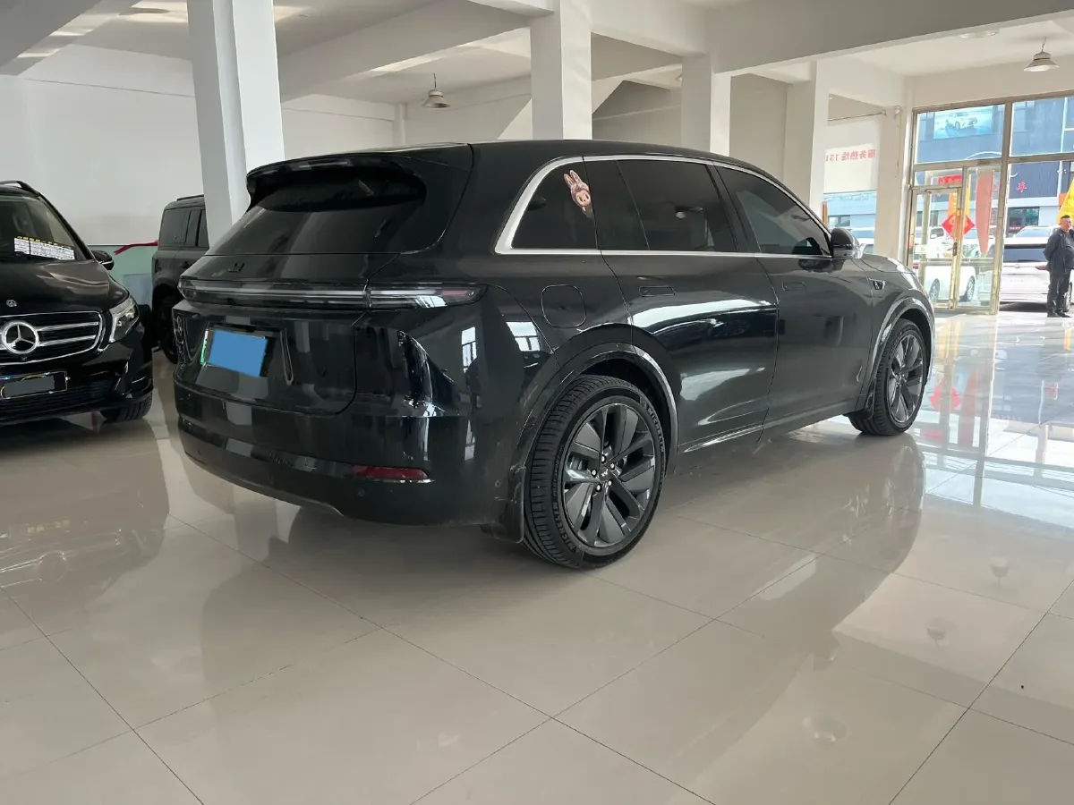 2024 Li L8 Range Extended 154HP REEV 42.8KWH,autocango,china used car exporter,china ev exporter,chinese used car exporter,chinese used ev exporter