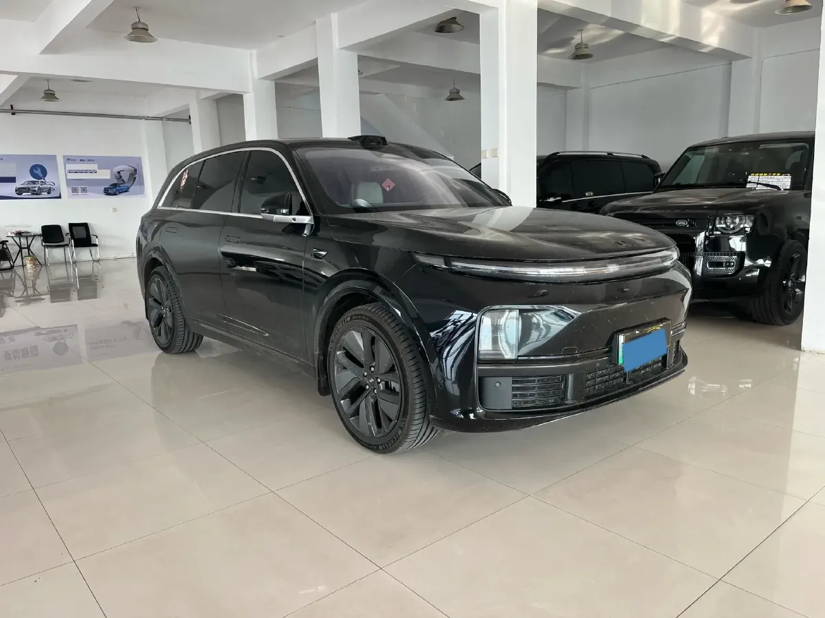2024 Li L8 Range Extended 154HP REEV 42.8KWH,autocango,china used car exporter,china ev exporter,chinese used car exporter,chinese used ev exporter