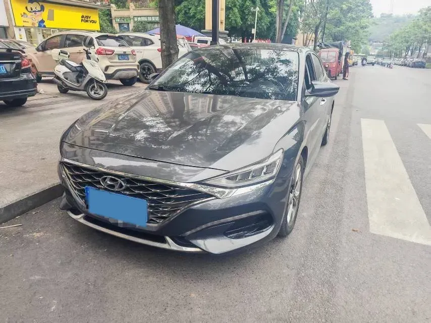 2019 Hyundai La Festa 1.6T 204HP L4 7DCT,autocango,china used car exporter,china ev exporter,chinese used car exporter,chinese used ev exporter